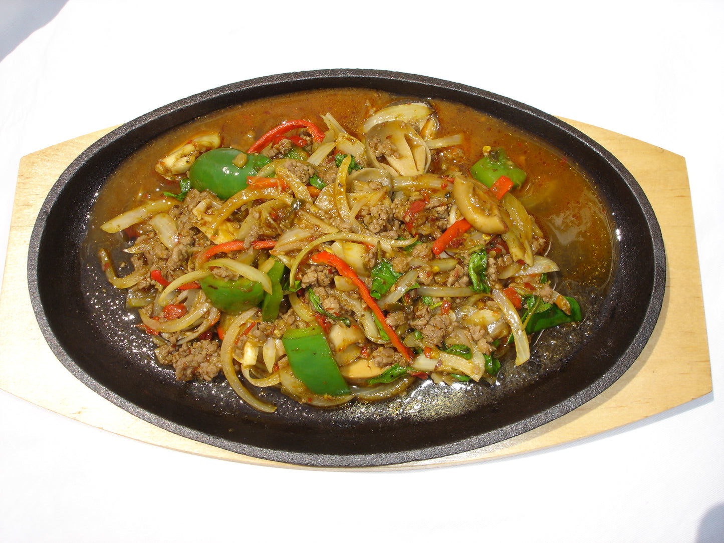 B26 Thai Sizzling Spicy Beef