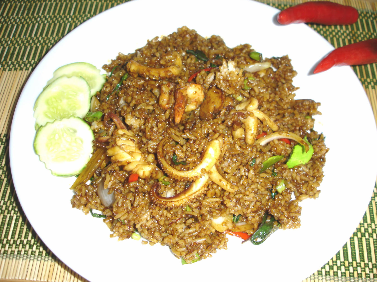 B16 Khaw Pad Kra Prao(Spicy)