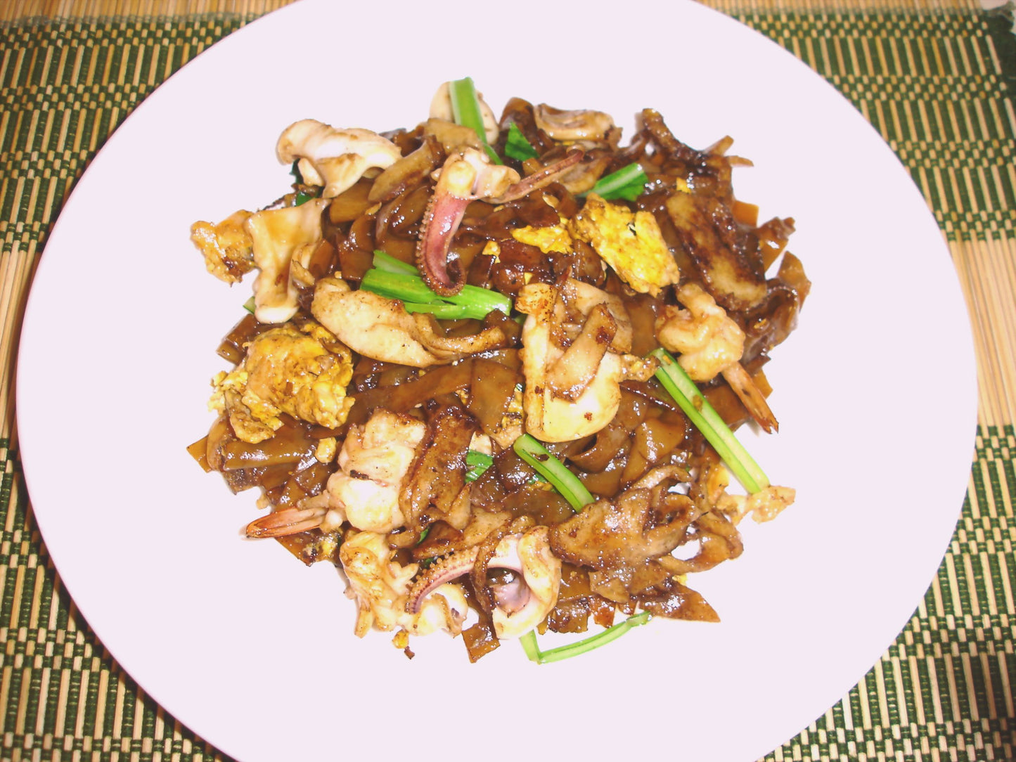 B05 Khuay Teaw Phad See Ew