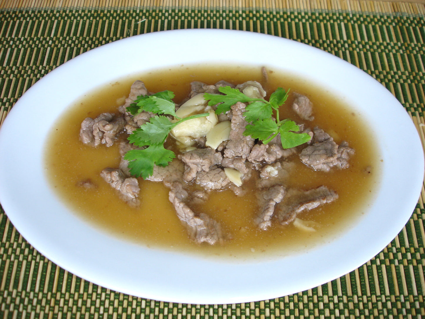 E01BF Stir-Fried Beef with Oyster Sauce / เนื้อผัดน้ำมันหอย