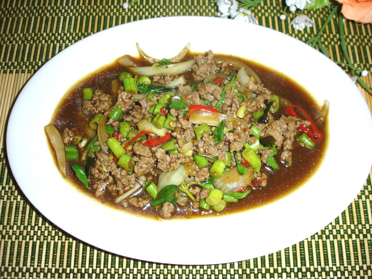 E09BF Pad Ka Prao Nua / ผัดกระเพราเนื้อ