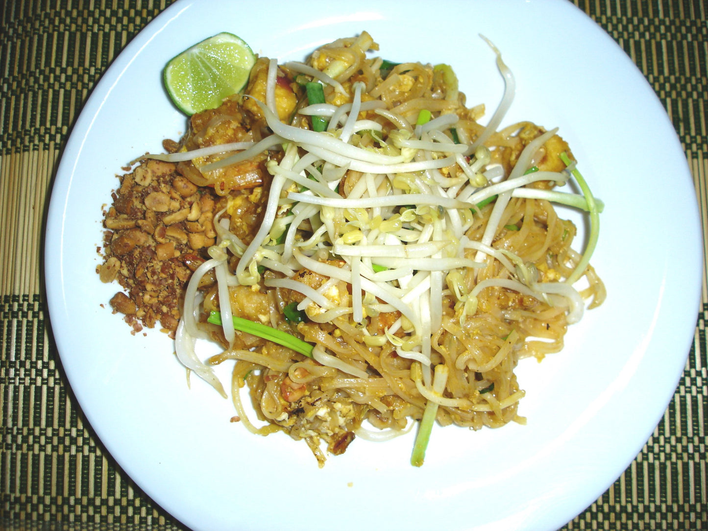 B06 Pad Thai