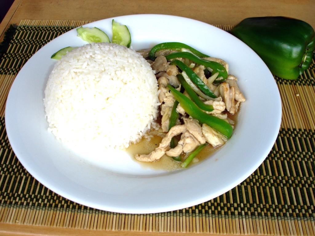 E04CH Rice with Stir-Fried Chicken and Capsicum