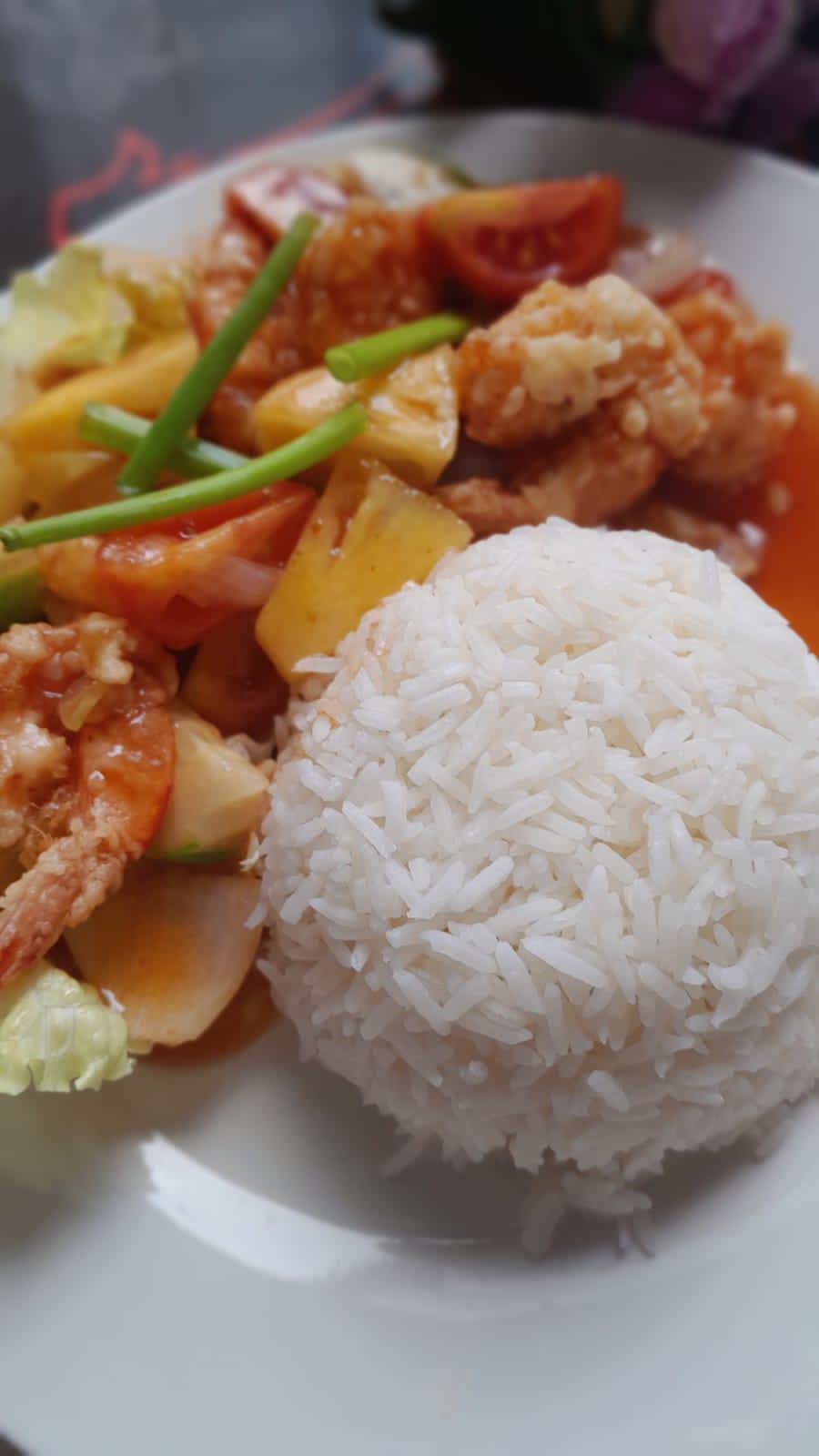E08 Sweet and Sour Chicken/Fish/Prawn with Rice/Fried Rice