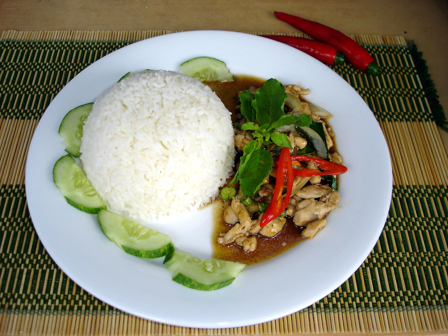 E09CH Pad Ka Prao Chicken with Rice or Fried Rice(Spicy)